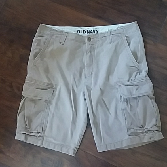Mens Old Navy Cargo Shorts!